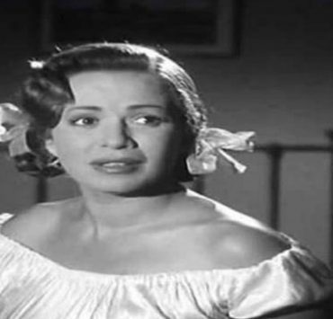 مصطفى درويش .. لما تبقى تافه مغمور بتدور على تريند تيتا صالح