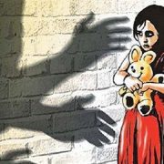 حكايات التحرش بالأطفال