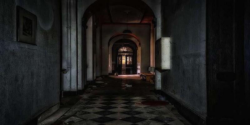 الفنانة ذكرى