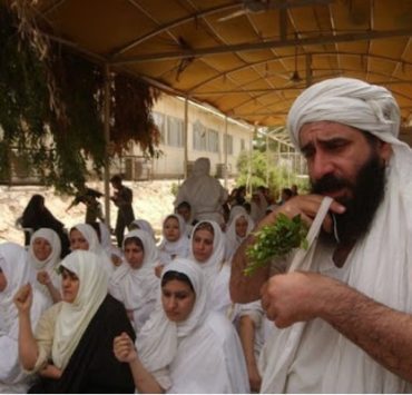 “الحاجة رابعة” ربت أولادها من “بيع الخضار”:مسمعتش عن يوم المرأة لكن بحلم بالستر ومشروع لولادي الحاجة رابعة