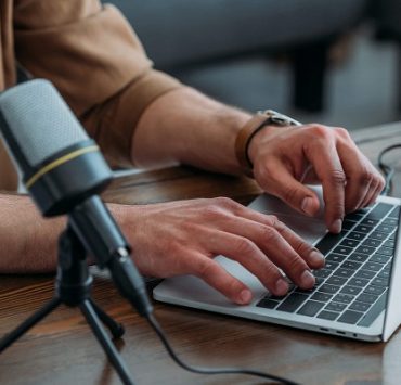 تسجيل الصوت في ويندوز 10 ... الدليل الكامل لاستخدام أداة Voice Recorder المجانية