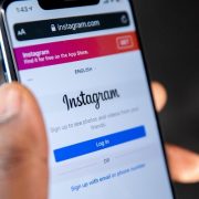 تغيير كلمة سر انستجرام