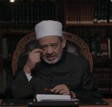 “بين الدون جيوفاني وشهاب باشا” الإسكندرية بعيون صبري فواز في مسلسل موسى وزيزينيا جميل راتب شيخ الأزهر في برنامج الهداية إلى الطريق المستقيم