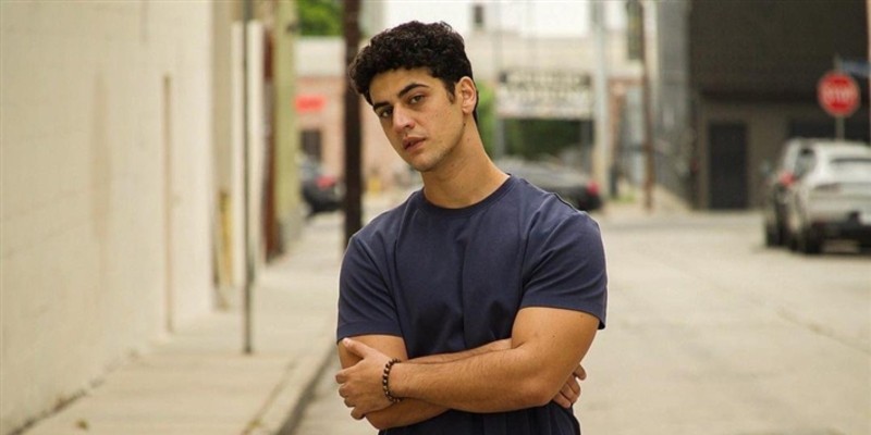 أدم الشرقاوي