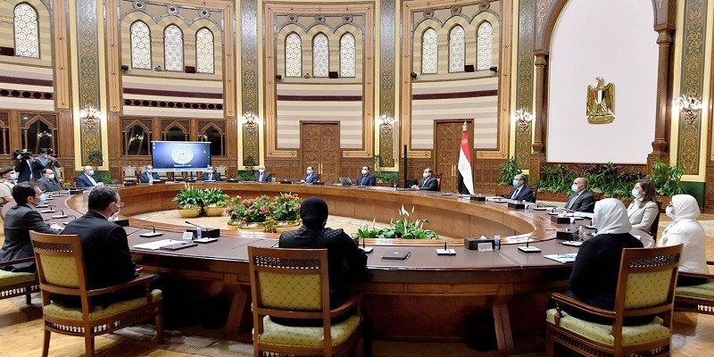 الرئيس عبدالفتاح السيسي يطلع على محاور مبادرة حياة كريمة الرئيس عبدالفتاح السيسي