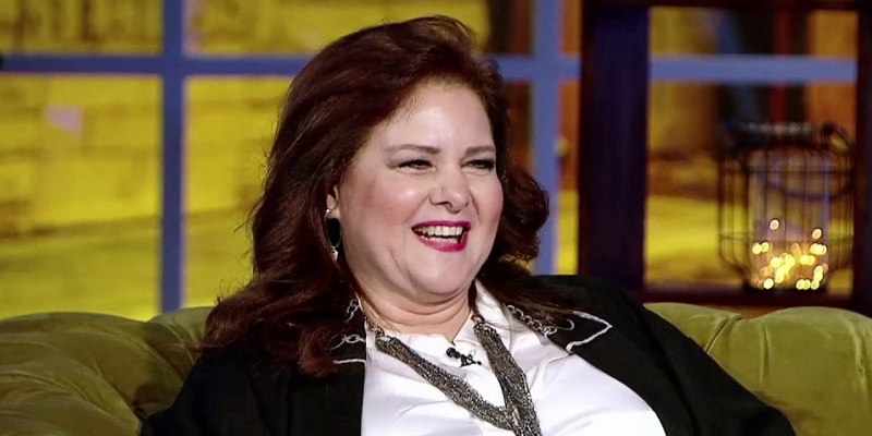 الفنانة دلال عبدالعزيز