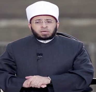 فقط في أريزونا علامة ماكدونالدز التجارية باللون الأزرق .. ياترى ليه؟ أسامة الأزهري