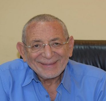 نضال الأحمدية .. امرأة من هراء نضال الأحمدية