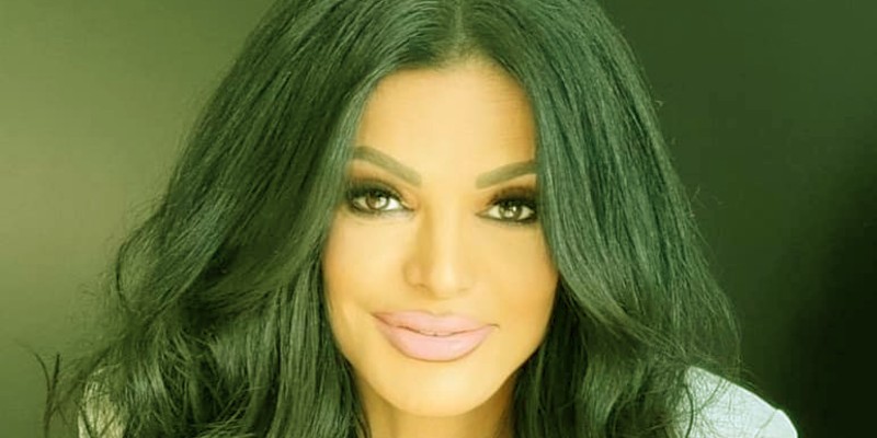 نضال الأحمدية .. امرأة من هراء نضال الأحمدية