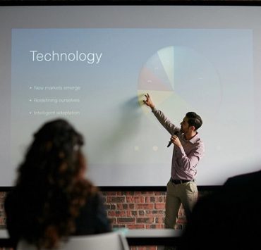كيفية إضافة علامة مائية في PowerPoint بخطوات بسيطة وموضحة بالتفصيل