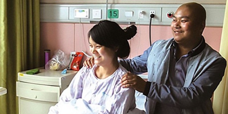 امرأة تضحي بابنها من أجل انقاذ أخيها من السرطان .. قصة لا يصدقها عقل السرطان