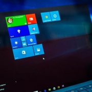 كيفية إخفاء حالة الطقس في ويندوز 10 والتخلص من تلك الإضافة الجديدة