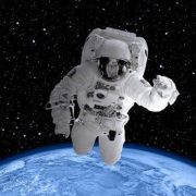 زيارة الفضاء