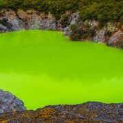 حمام الشيطان