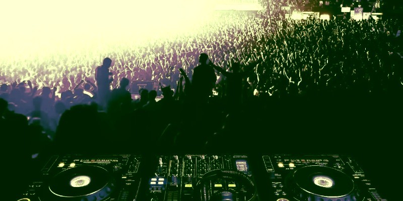 كل ما تريد معرفته عن موسيقى الهيب هوب .. اصلها وتاريخها وطبيعتها موسيقى الهيب هوب