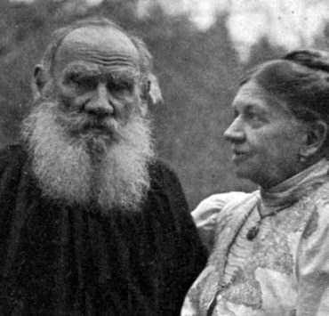 ليو تولستوي