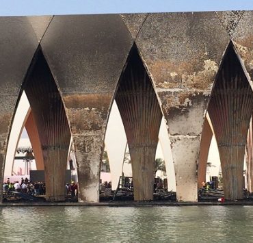 مدرسة تحذر الطلبة من استخدام الألفاظ العامية حريق مهرجان الجونة