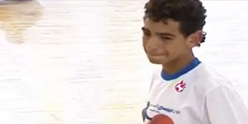 محمد صلاح .. ورفاق مسيرة عسيرة وصورة حشد ومواكب محمد صلاح