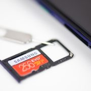 نقل التطبيقات إلى الميموري كارد ... كيفية زيادة المساحة التخزينية الداخلية للهاتف