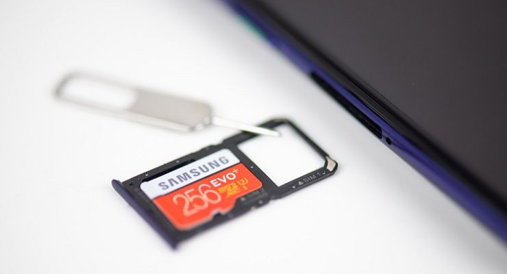 نقل التطبيقات إلى الميموري كارد ... كيفية زيادة المساحة التخزينية الداخلية للهاتف