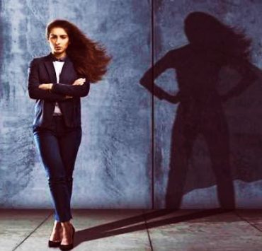 عندما جمعت خشبة المسرح جمال عبدالناصر وصلاح أبو إسماعيل وقيصر روما المرأة القوية