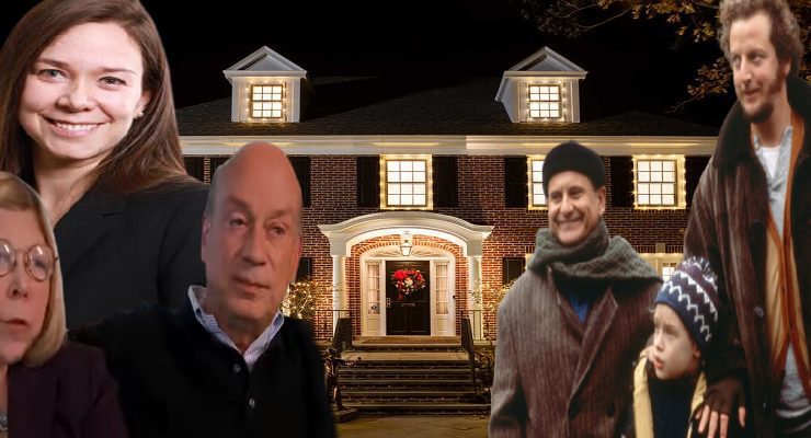 بيت فيلم وحدي في المنزل