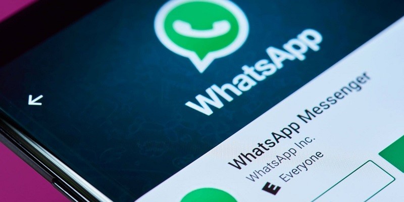 منع واتساب من تحميل الصور ومقاطع الفيديو أوتوماتيكيًا على هاتفك منع واتساب من تحميل الصور ومقاطع الفيديو أوتوماتيكيًا على هاتفك