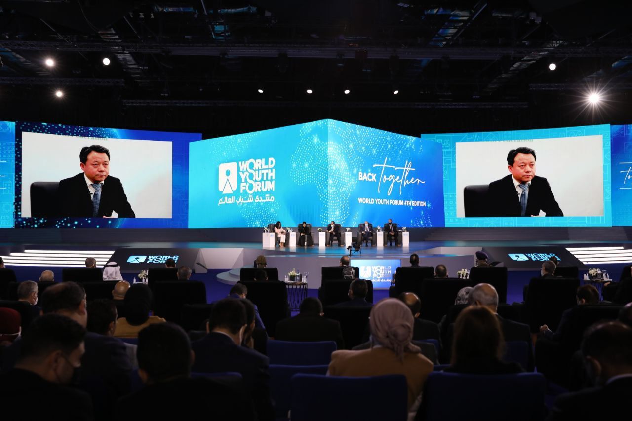 جلسة جائحة كورونا في منتدى شباب العالم