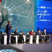 جلسة من جلاكسو إلى شرم الشيخ