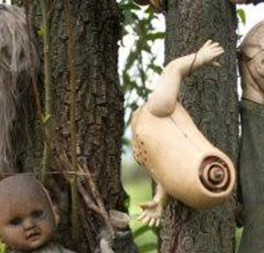 جزيرة الدُمى