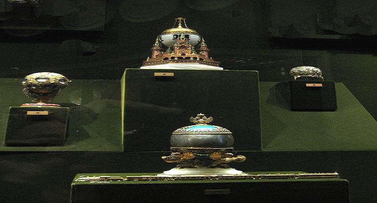 البيضات الملكية