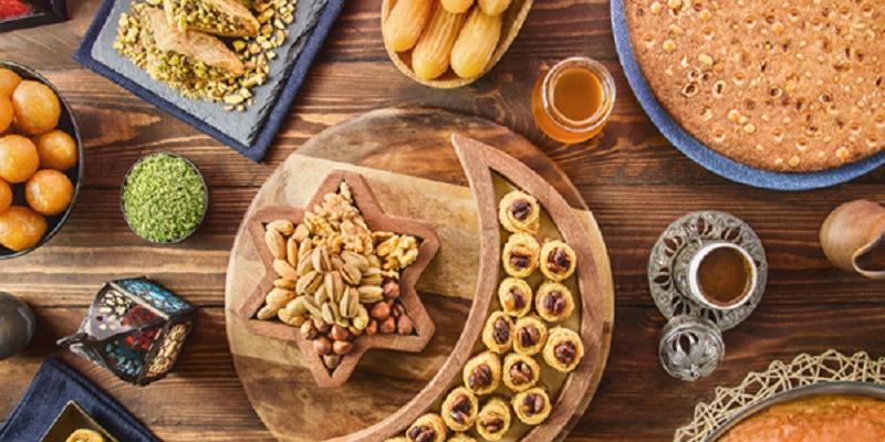 الكنافة والبقلاوة والقطايف .. حكايات دخلت المطبخ وخرجت لنا أطباق رمضانية أطباق رمضانية