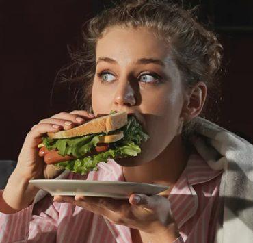 الأكل في الليل