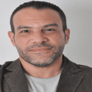 الفنان محمد خميس