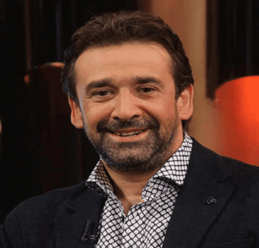 كريم عبد العزيز