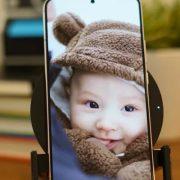 تحويل هاتفك لإطار صور رقمي لعرض صورك المفضلة على هاتفك خلال الشحن