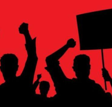 شريك حياتك يقدس أهله وضعيف أمامهم؟.. تعلم كيف تدير الأمور بحكمة وذكاء مساكنهم أشبه بالزرائب.. حينما أضرب العمال عن العمل لأول مرة في التاريخ