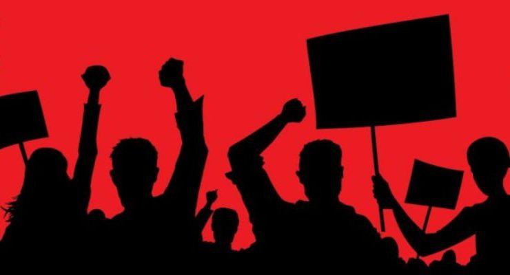 مساكنهم أشبه بالزرائب.. حينما أضرب العمال عن العمل لأول مرة في التاريخ