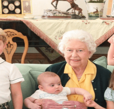 الملكة اليزابيث