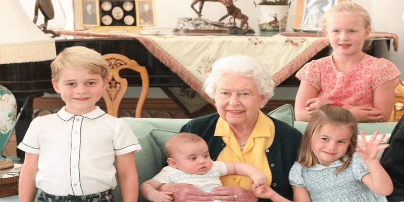 الأمير لويس يتشاجر مع ابنة عمه لينا تيندال في احتفالات اليوبيل الملكة اليزابيث