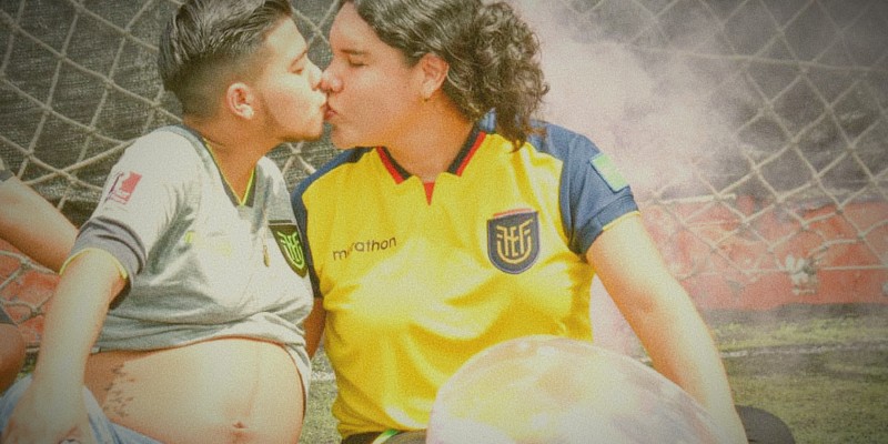 أصبغ شعرك أصفر.. لماذا أصبح رجل واحد لا يكفي؟! الرجل