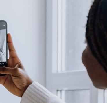 تحسين صور السيلفي في الايفون من خلال تفعيل هذه الخاصية البسيطة