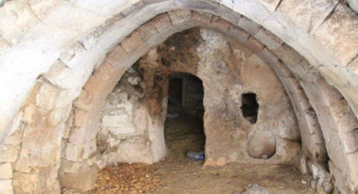 الخليفة المأمون ولعنة الفراعنة