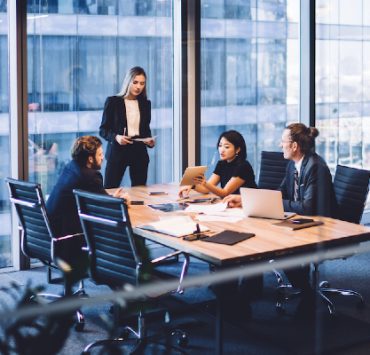 هبة طوجي وإدمان المبهجات الحلال العمل