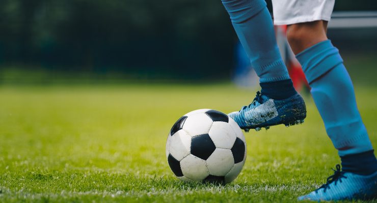 كرة القدم