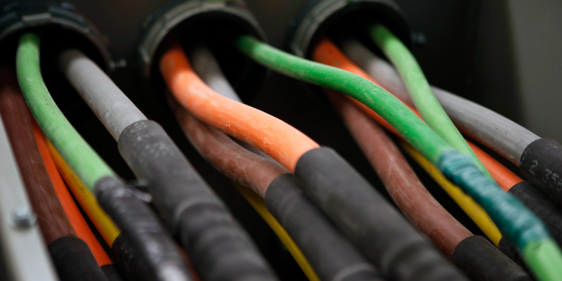 كيف قطعت سيدة في الخامسة والسبعين من عمرها الإنترنت عن دولة كاملة؟ الإنترنت