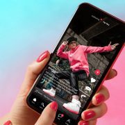 كيفية حذف فيديو من تيك توك أو إخفاءه عن المتابعين بعد نشره