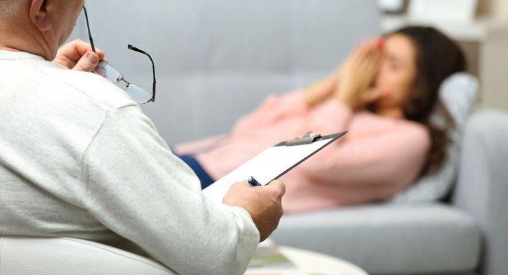 الطبيب النفسي