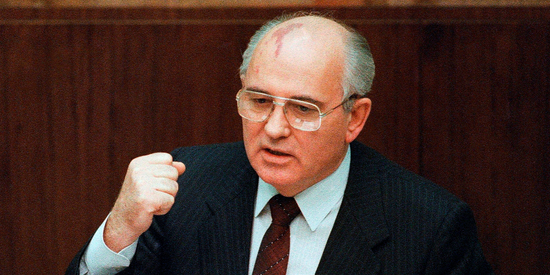 ميخائيل جورباتشوف