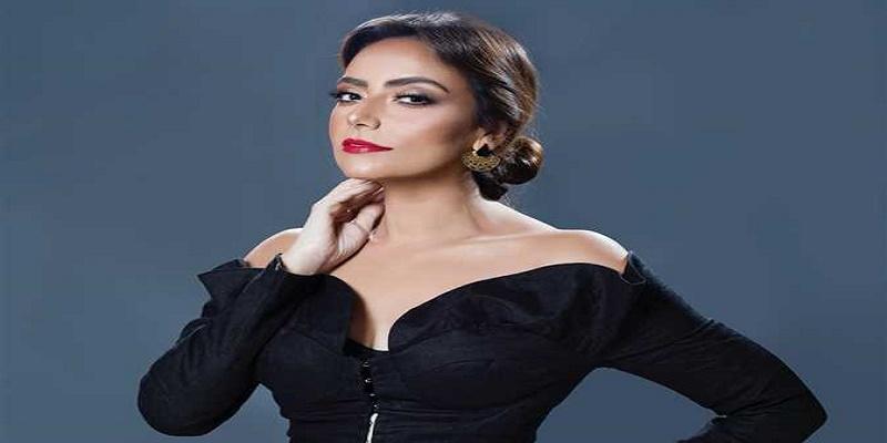 سارة الطباخ .. لُغز الوسط الفني سارة الطباخ